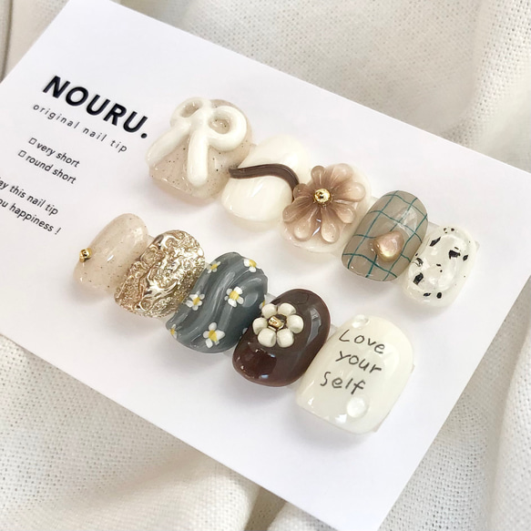 ミルクチョコRetro【サイズオーダー制】￤ネイルチップ 淡色 リボン 落書き 花 チェック柄 うるうる 3枚目の画像