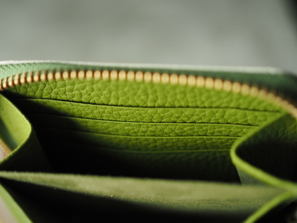 【新色】Square Around fastener wallet｜ 彩りが織りなす上質な日常 6枚目の画像