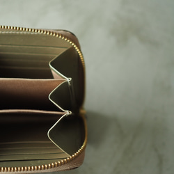 【新色】Square Around fastener wallet｜ 彩りが織りなす上質な日常 7枚目の画像