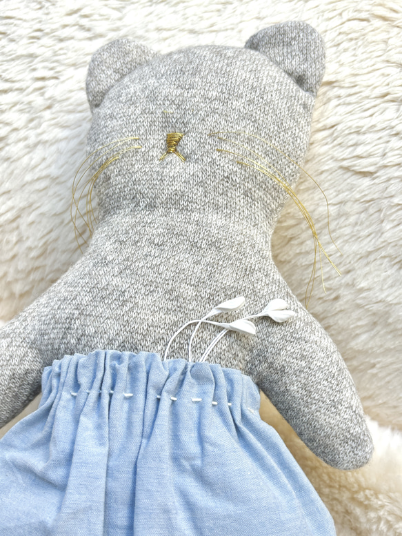 ねこのぬいぐるみ　【blue skirt】 1枚目の画像