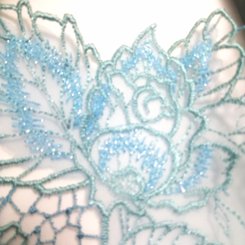 1m 銀糸入り ケミカルレース端付き 刺繡 チュールレース はぎれ