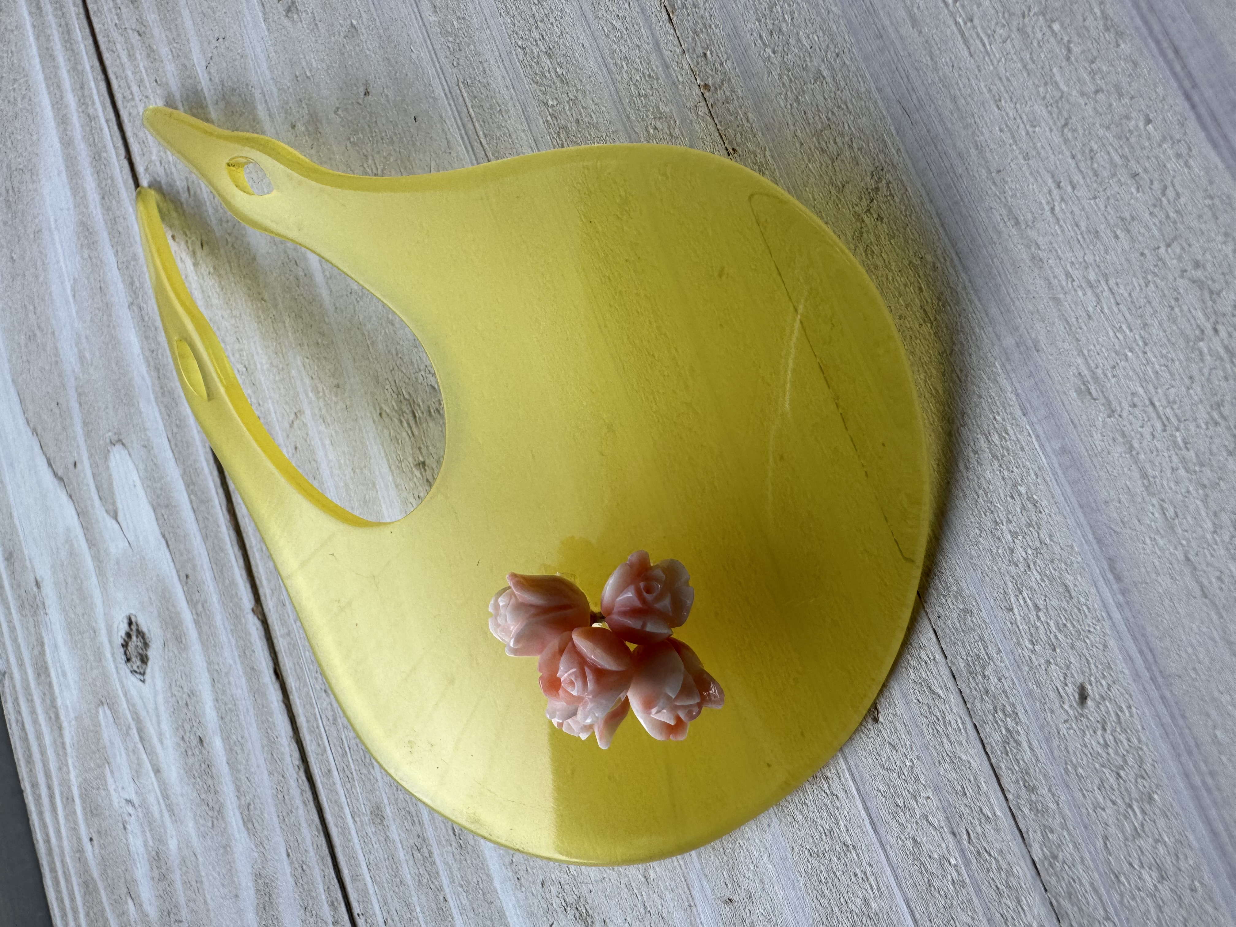 【送料無料】アウトレット処分品　宝石珊瑚　花彫刻5個付かんざし　飴色