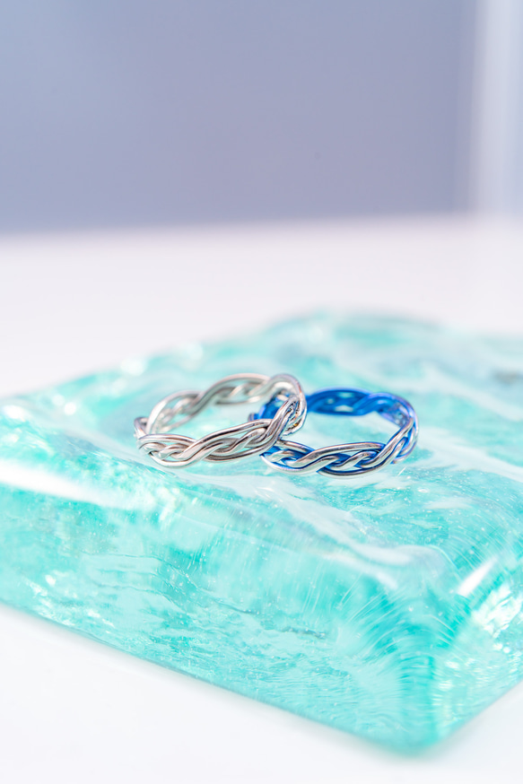 ≪初回限定10点限り»【波羅（はら）- Titanium Ring】 水と織りの調和を纏う、悟りと完成の象徴 ─ 6枚目の画像