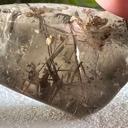 ルチル内包 ガーデンクォーツ 原石 タンブル 苔入り水晶 クリスタル