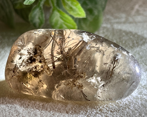 ルチル内包 ガーデンクォーツ 原石 タンブル 苔入り水晶 クリスタル