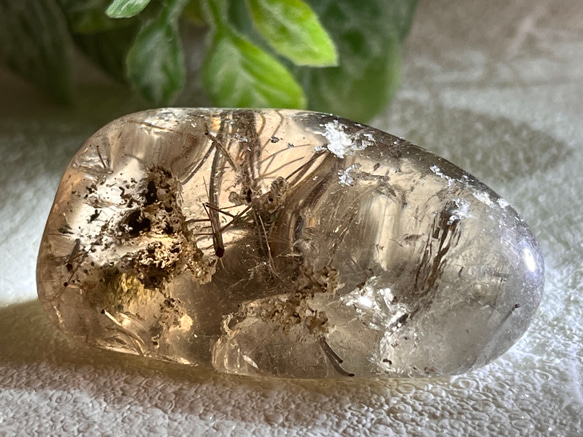 ルチル内包 ガーデンクォーツ 原石 タンブル 苔入り水晶 クリスタル