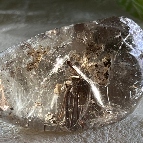 ルチル内包 ガーデンクォーツ 原石 タンブル 苔入り水晶 クリスタル