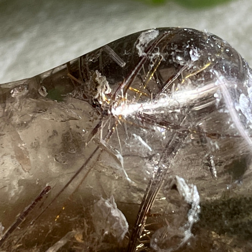 ルチル内包 ガーデンクォーツ 原石 タンブル 苔入り水晶 クリスタル