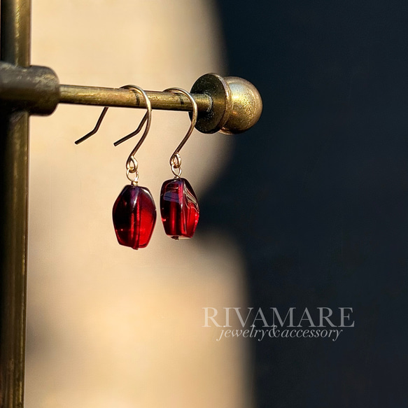 リトアニア伝統技法 草花色 バルト海産 天然琥珀 バルティックアンバー 奇跡のルビーレッド ピアス イヤリング変更可 5枚目の画像