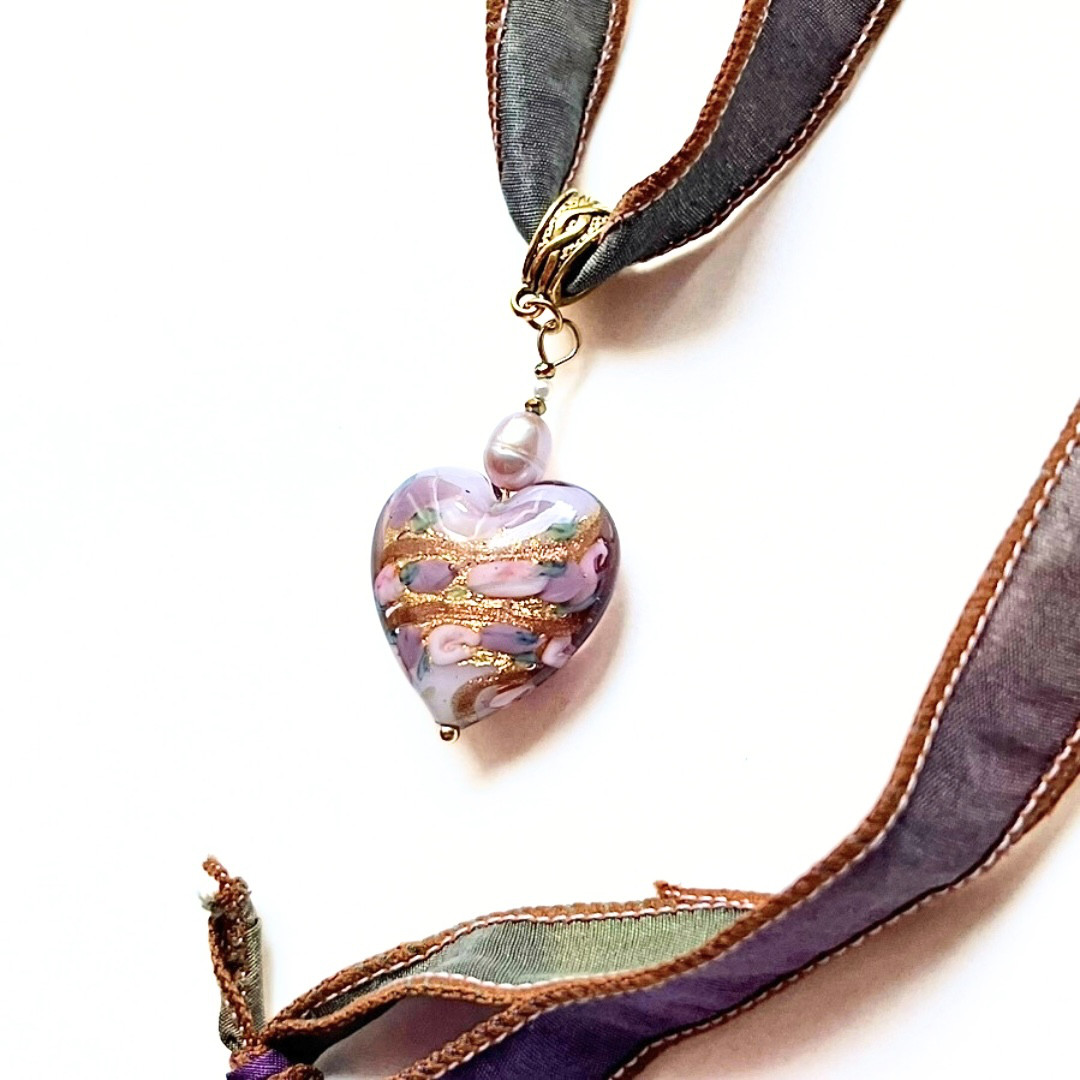 オールドローズハートネックレス