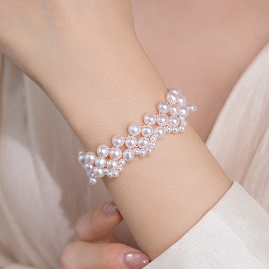 淡水パールのブレスレット バングル 　真珠　淡水真珠　6月誕生石 夏の誕生石