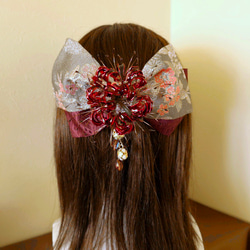 絢爛彼岸花の髪飾り 2枚目の画像