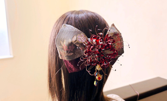 絢爛彼岸花の髪飾り 3枚目の画像