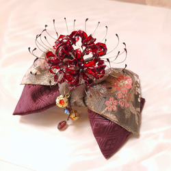 絢爛彼岸花の髪飾り 1枚目の画像