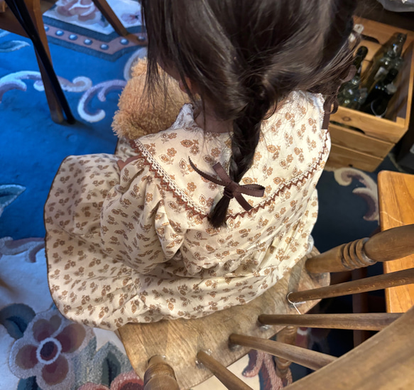 輸入生地⭐︎セーラー襟ワンピース　ティアードワンピ　子供服　ベビー服　アンティーク　80 90 100 秋服 3枚目の画像