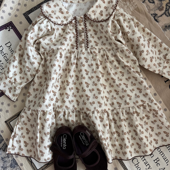 輸入生地⭐︎セーラー襟ワンピース　ティアードワンピ　子供服　ベビー服　アンティーク　80 90 100 秋服 1枚目の画像