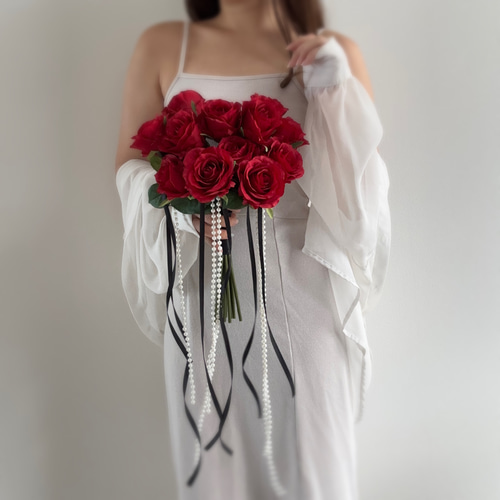 Urban Rose⌇﻿ バレエコア アーティフィシャルフラワー クラッチブーケ