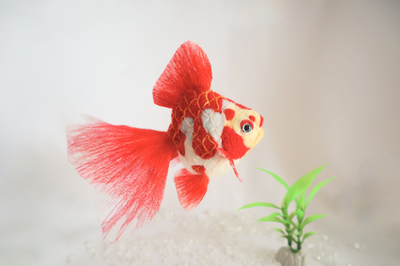 たゆたう羊毛金魚-更紗琉金-　金魚　羊毛フェルト　アクアリウム　秋