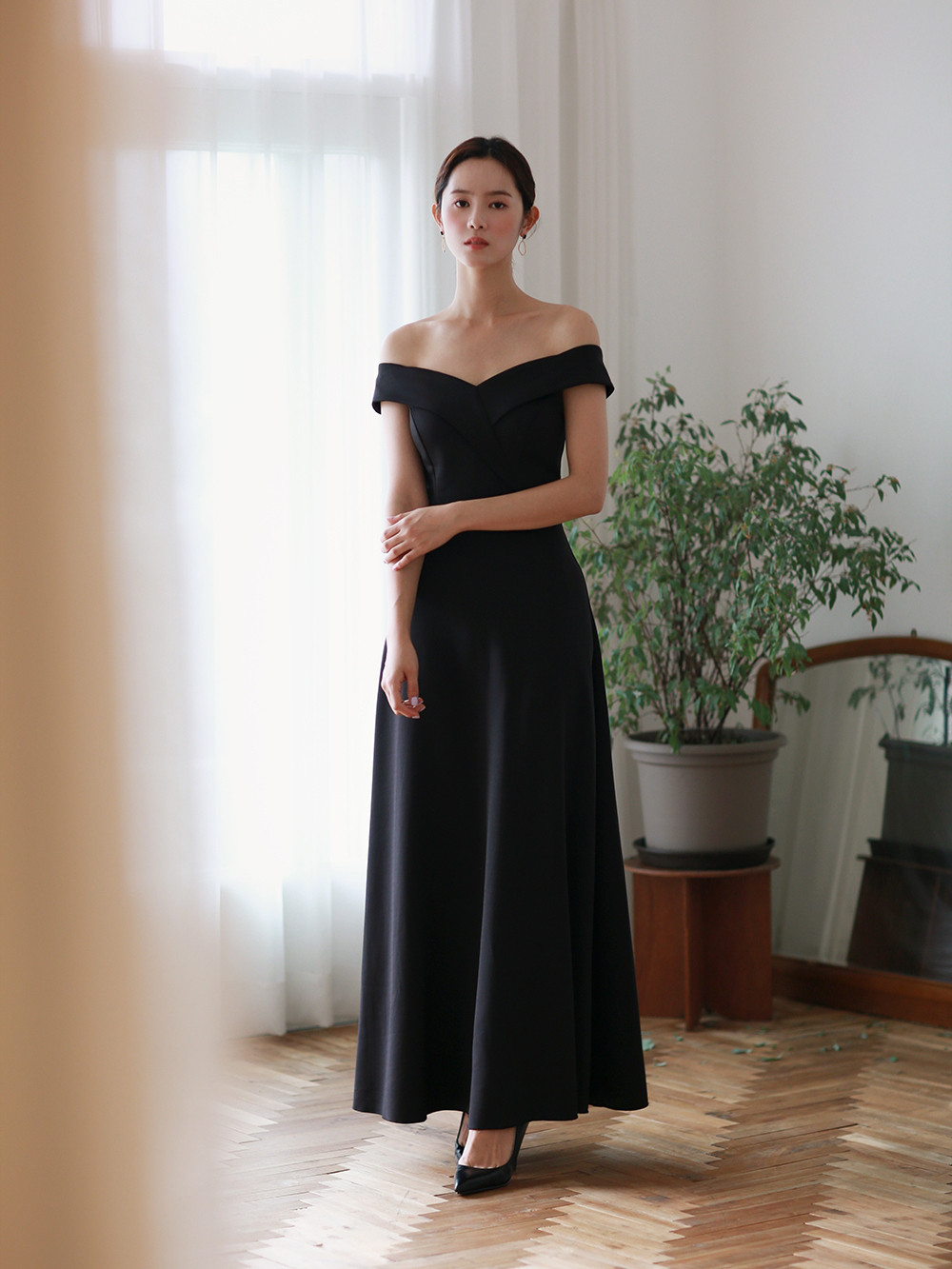 白 黒 Aライン ウェディングドレス ホワイト シンプル ノースリーブ 上品 韓国風 花嫁 前撮り 披露宴 AK089