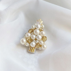 クリスマスツリー刺繍ブローチcol:ゴールド⭐︎クリスマスギフト 1枚目の画像