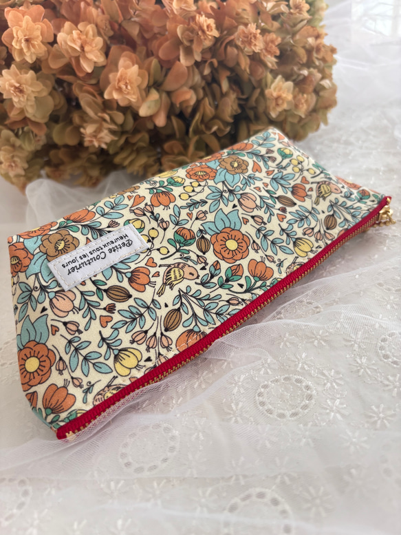 ペンケース　マーガレット 1枚目の画像