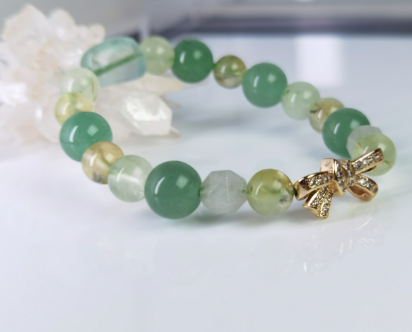「秋色に映える、癒しのグリーンブレスレット」天然金色プレナイト*アベチュリン*フローライト　特価ブレス 1枚目の画像