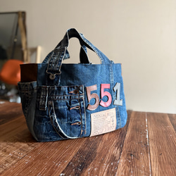 デニムと革のトートバッグ：デニムリメイク×本革持ち手ダークブラウン