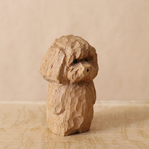 トイプードル 犬 木彫り 木製 置物 インテリア雑貨（木材：タモ）（No