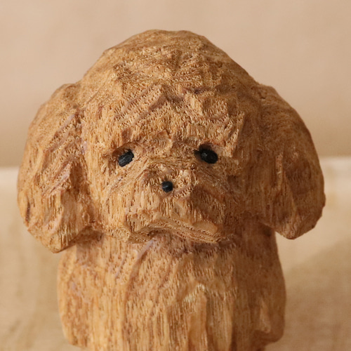 トイプードル 犬 木彫り 木製 置物 インテリア雑貨（木材：タモ）（No