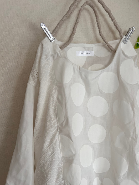 春夏ふんわり水玉オフホワイトパッチcottonレースブラウス 2枚目の画像