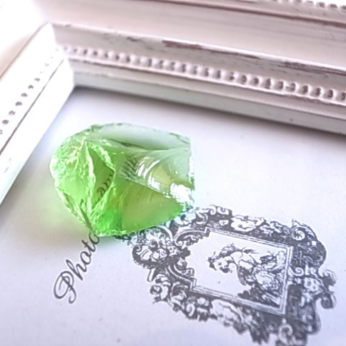 アンダラクリスタル マーリングリーン アメリカ・シェラネバダ産