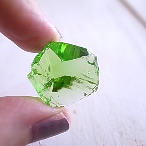 アンダラクリスタル マーリングリーン アメリカ・シェラネバダ産