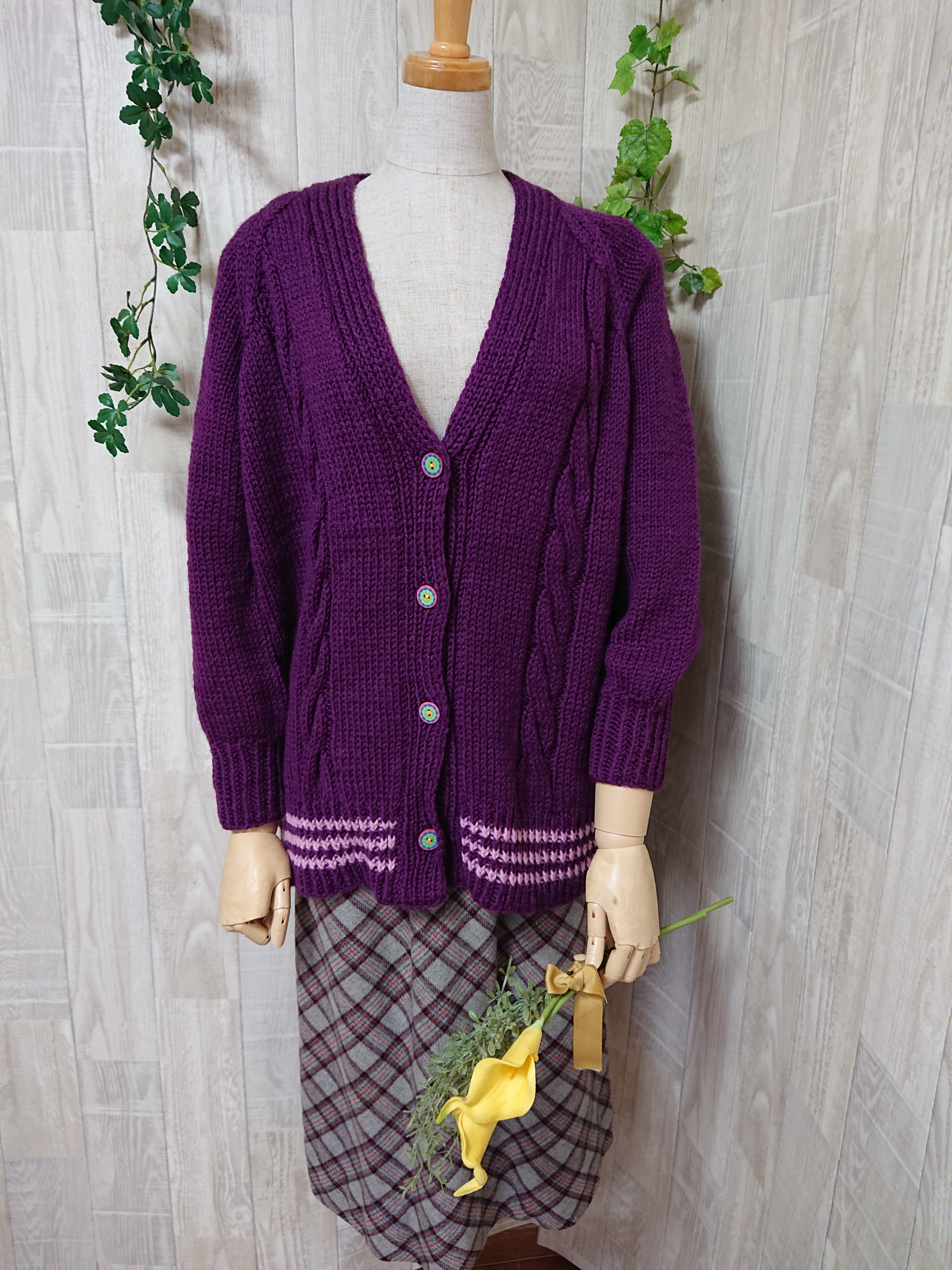 カーディガン　ウール100％手編みなのに安価 KS151