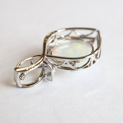 オパール 2カラットアップ シンプルスターダスト梨地ペンダントトップ