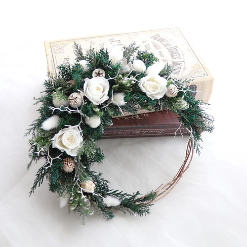 クリスマス2025】＊20センチ＊クレセントクリスマスリース～バラWHITE