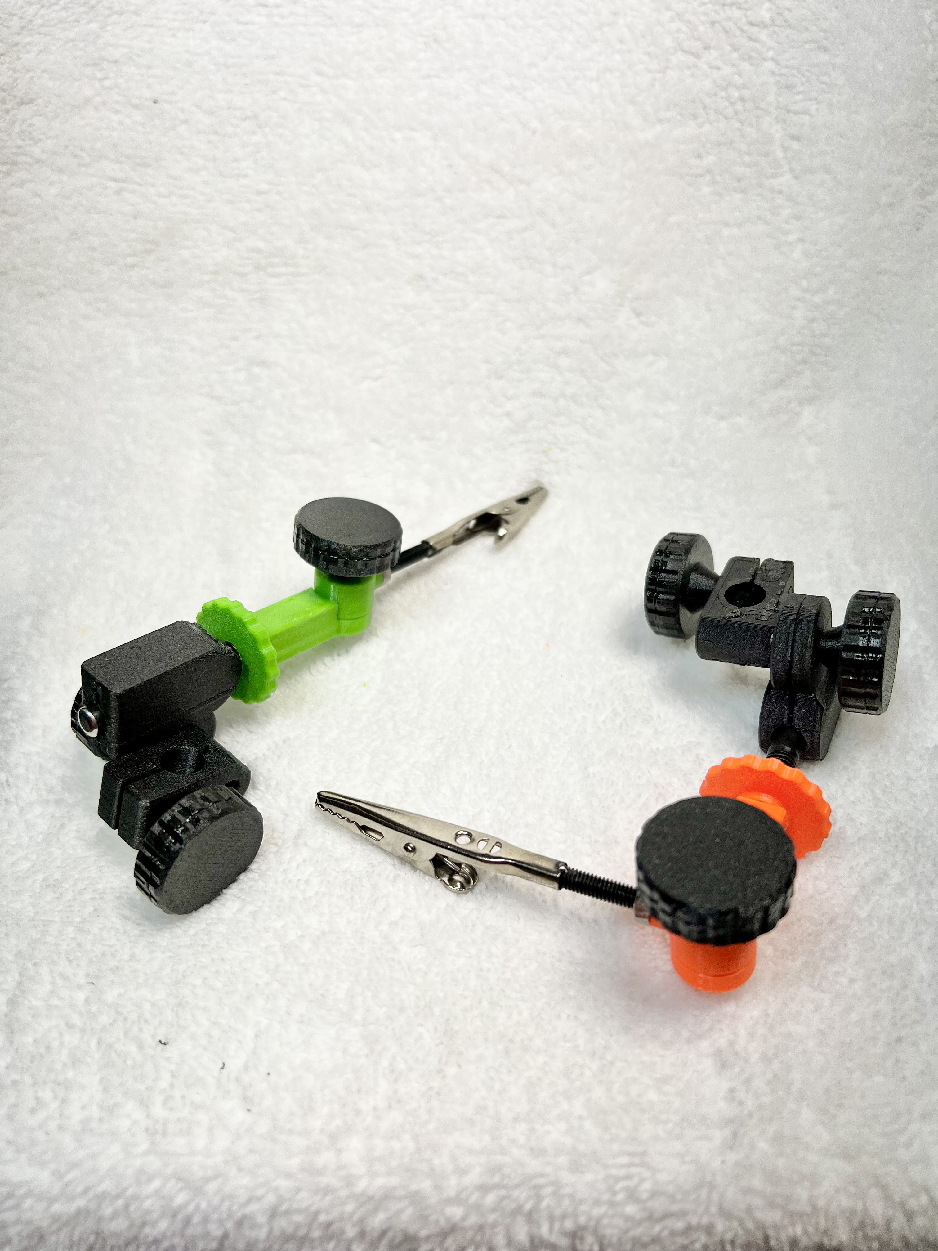 小型ワークステージ　クリップ/垂直固定子付き　ジグ　位置決めしやすい！