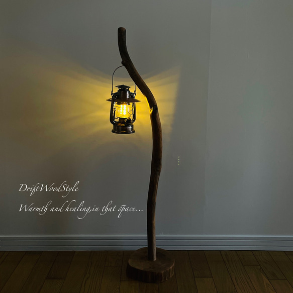 芸術的にうねる枝の流木スタンド ランタンやエアプラントを飾れる置物 北欧 照明 N107 11枚目の画像