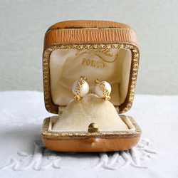 ヴィンテージサテンパールガラスとレース編みのピアス／ノンホールピアス｜サージカルステンレス／チタン変更可能　pag065 7枚目の画像