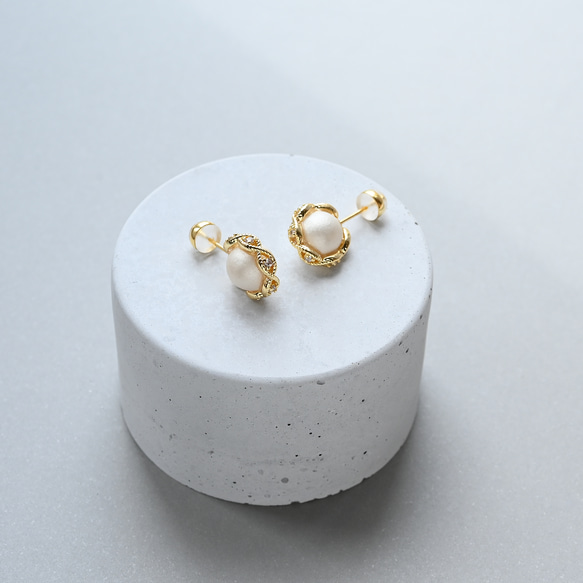 ヴィンテージサテンパールガラスとレース編みのピアス／ノンホールピアス｜サージカルステンレス／チタン変更可能　pag065 14枚目の画像