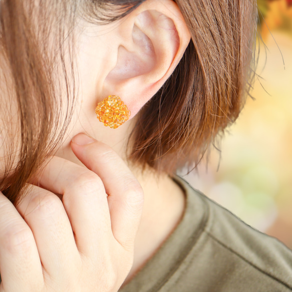 金木犀ジュレのガラスピアス イヤリング 秋 アンバー 金木犀 ガラス 琥珀色 ゼリー ジュレ　 4枚目の画像