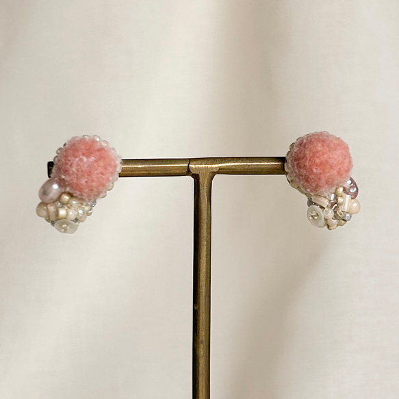 日常に彩りを【tsubomi】ピアス・イヤリング_dusty pink 3枚目の画像