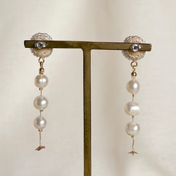 華やかパールの揺れるピアス・イヤリング_dusty pink 5枚目の画像