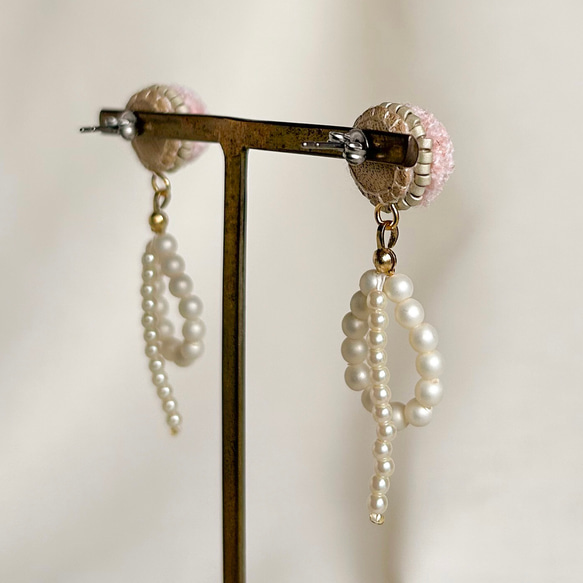 華やかパールの揺れるピアス・イヤリング_old rose 6枚目の画像