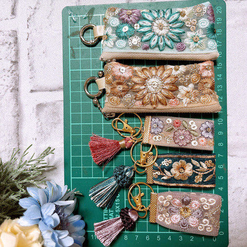 インド刺繍リボン キーホルダー タッセル キーリング チャーム