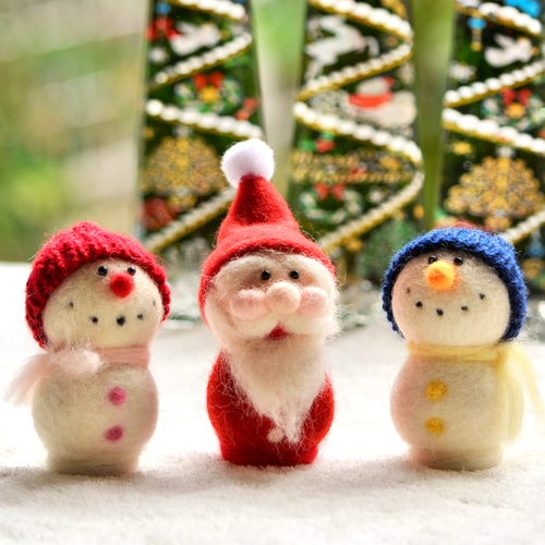 在庫限り！creema限定！羊毛フェルト3点セット「サンタクロースと