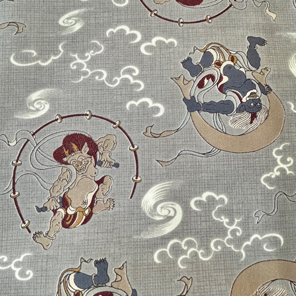 ◆半襟・半衿【風神雷神】薄墨色 2枚目の画像