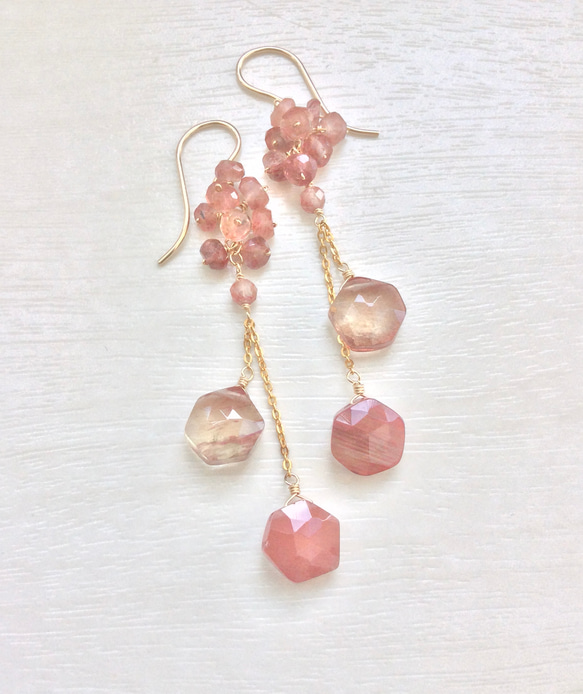 秋色アンデシンのロングピアス 1枚目の画像