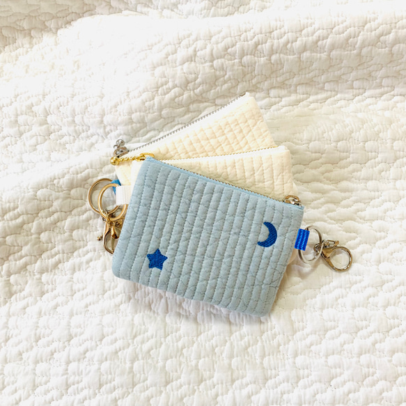 月と星 選べるコインケース　H9W12.5 ヌビポーチ　ミニ　小物入れ　月　星　刺繍　オリジナルポーチ 2枚目の画像
