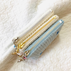 月と星 選べるコインケース　H9W12.5 ヌビポーチ　ミニ　小物入れ　月　星　刺繍　オリジナルポーチ 4枚目の画像