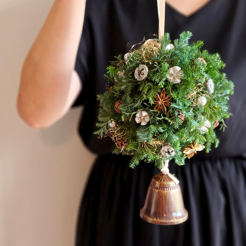 ベルつきフライングクリスマスボール 省スペースクリスマス2025 リース